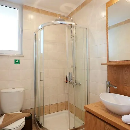 Amaranthus- Private Pool- Jacuzzi- Mini Golf Villa